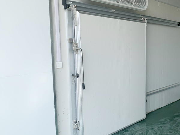 Tips To Use and Maintain Cold Storage Rolling Shutter Doors and Their Benefits